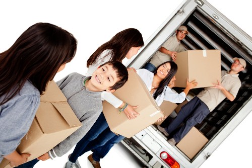 Secure furniture storage options in Enfield for home and business items