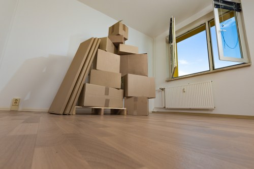 Free quote process for self storage jobs in Enfield