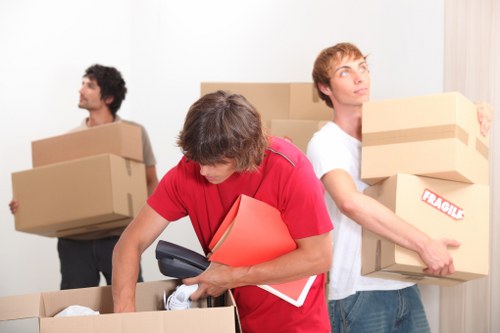 Local Enfield street suitable for efficient small removals